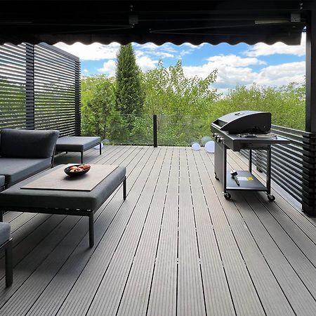Ferienwohnung Pergola House In A Green Oasis With Fantastic View Petrovaradin Exterior foto